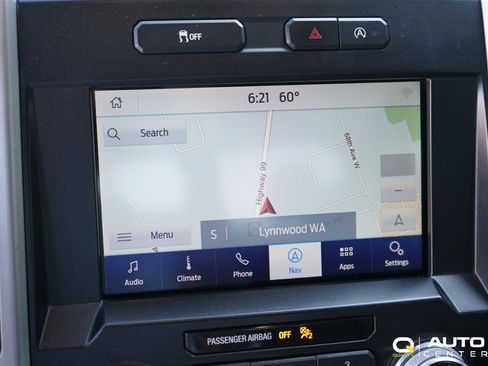 Used 2019 Ford F150 Lariat w/ Equipment Group 502A Luxury AWD/4WD image 24