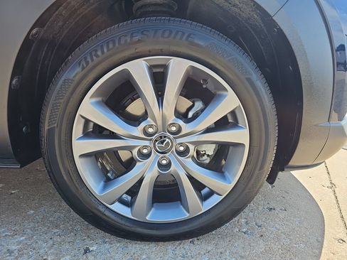 Used 2024 MAZDA CX-30 AWD 2.5 S w/ Preferred Package image 3