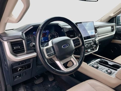 Used 2023 Ford Expedition Max XLT AWD/4WD image 9