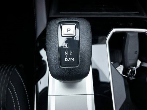 New 2025 Mitsubishi Outlander ES image 20