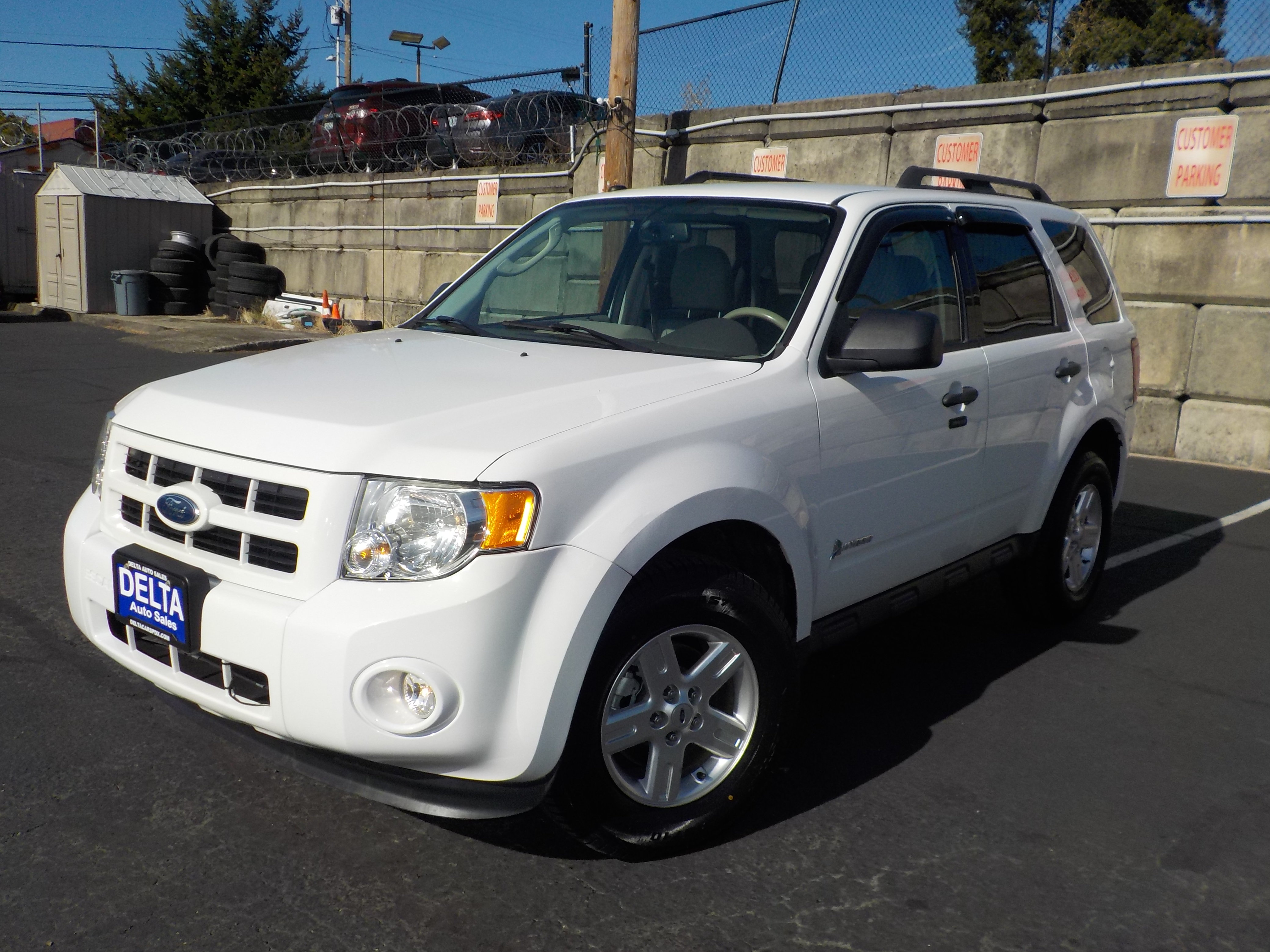 Used 2012 Ford Escape FWD Hybrid image 3