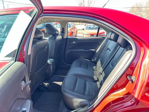 Used 2010 Ford Fusion SEL image 25