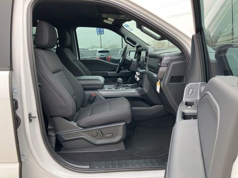 New 2025 Ford F150 XLT w/ Equipment Group 302A MID image 11