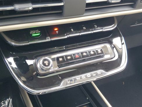 New 2026 Lincoln Corsair Premiere image 22