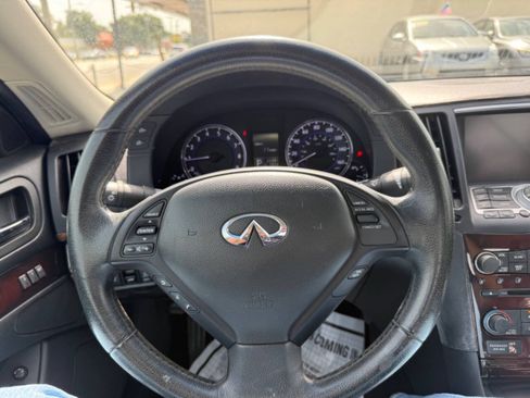 Used 2011 INFINITI G37 Convertible w/ Premium Pkg RWD image 15