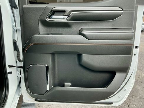 Used 2024 GMC Sierra 1500 AT4 w/ Technology Package image 26