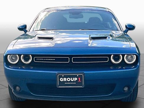 Used 2020 Dodge Challenger SXT w/ Driver Convenience Group RWD image 4