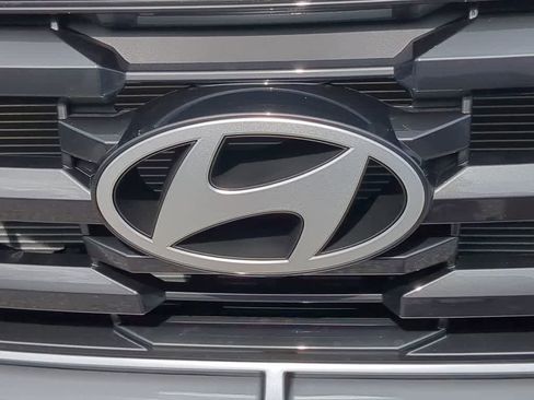 New 2026 Hyundai Tucson SE image 12