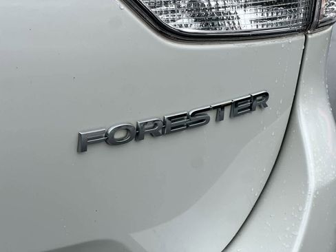 Used 2020 Subaru Forester Limited image 18