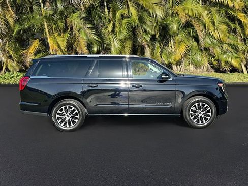 Used 2025 Ford Expedition Max Platinum image 4