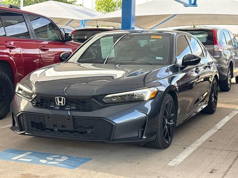 Used 2025 Honda Civic Sport image 2