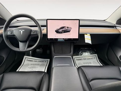 Used 2023 Tesla Model 3 Standard Range image 11