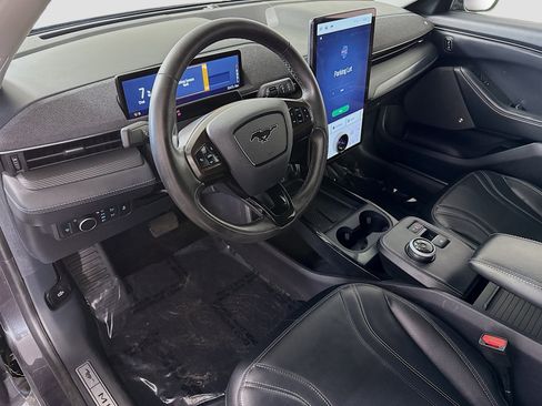 Used 2022 Ford Mustang Mach-E Premium image 23