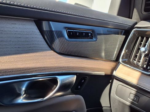 New 2026 Volvo XC90 B5 Plus image 19