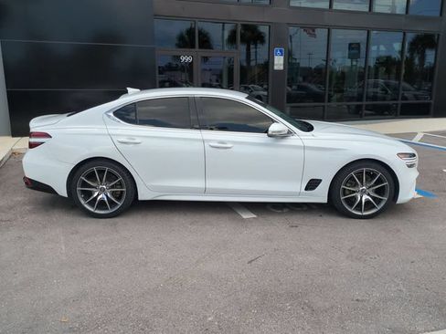Used 2023 Genesis G70 2.0T RWD image 3
