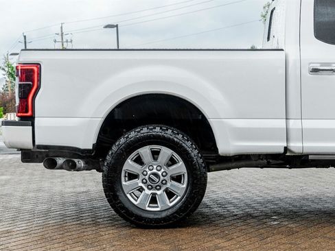 Used 2017 Ford F250 Platinum w/ Platinum Ultimate Package AWD/4WD image 12
