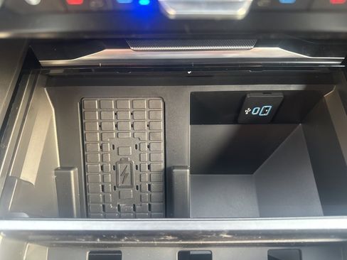 New 2026 Ford F250 Platinum w/ Tremor Off-Road Package image 34