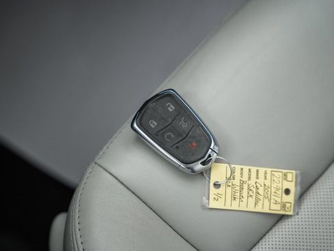 Used 2015 Cadillac SRX Premium image 47