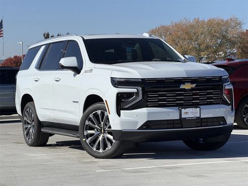 New 2026 Chevrolet Tahoe High Country w/ Sun And Tow Package image 2