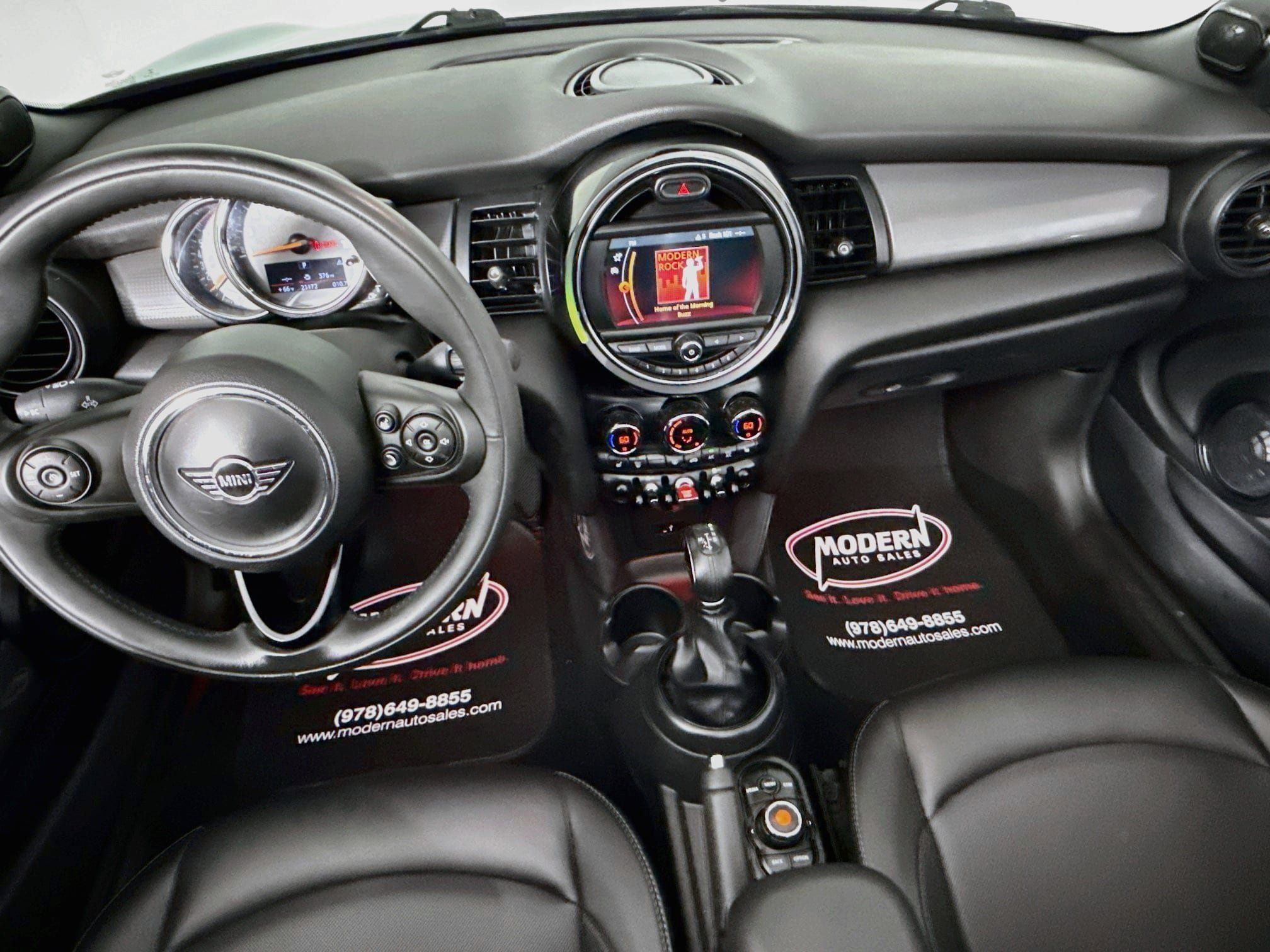 Used 2019 MINI Cooper Convertible w/ Premium Package FWD image 25