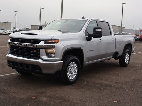 Used 2020 Chevrolet Silverado 3500 LT image 13