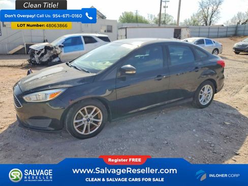 Used 2016 Ford Focus SE image 1