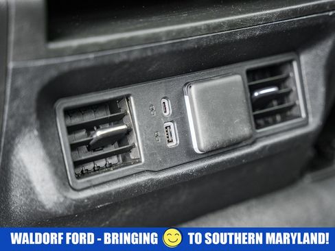 Used 2024 Chevrolet Silverado 2500 LT w/ Convenience Package image 38