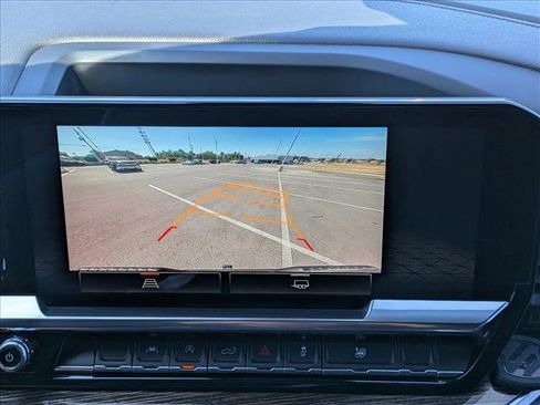 Used 2023 GMC Sierra 1500 Elevation image 13