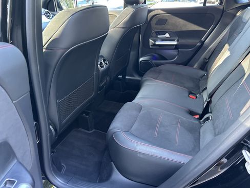 Certified 2025 Mercedes-Benz GLA 250 image 39