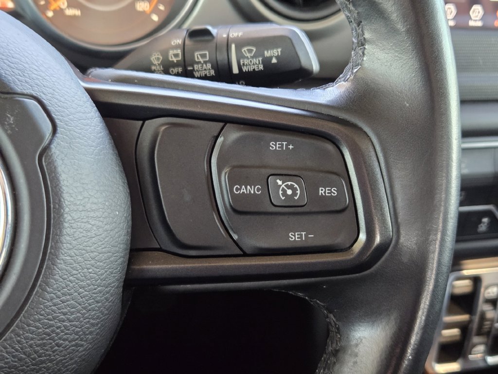 Used 2018 Jeep Wrangler Unlimited Sport S AWD/4WD image 31
