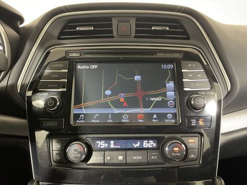 Used 2018 Nissan Maxima 3.5 SV image 12