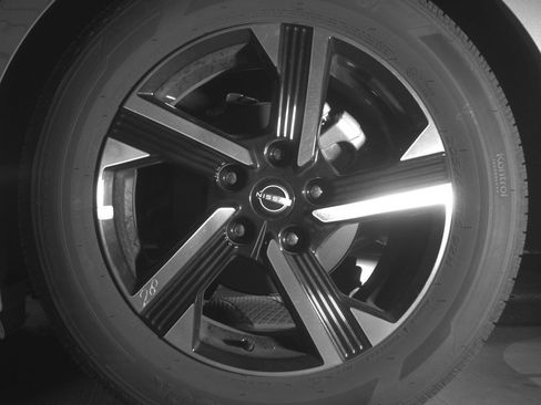 Used 2025 Nissan Sentra SV image 13