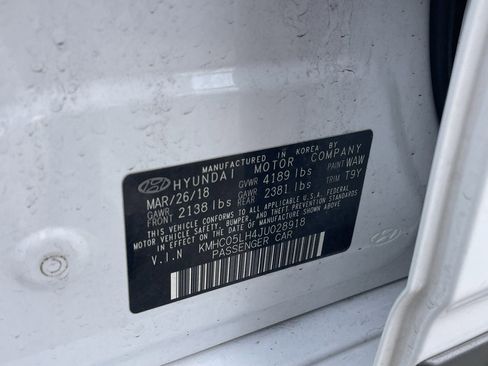 Used 2018 Hyundai Ioniq Limited image 11