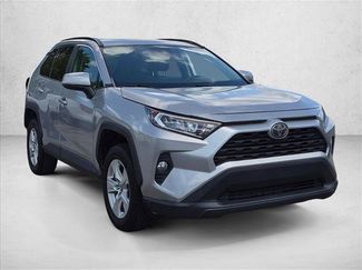 Used 2019 Toyota RAV4 XLE FWD video 3