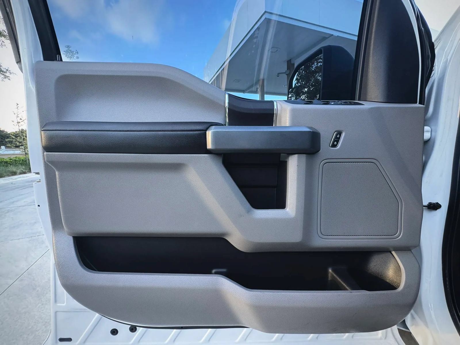 Used 2018 Ford F150 XLT RWD image 33