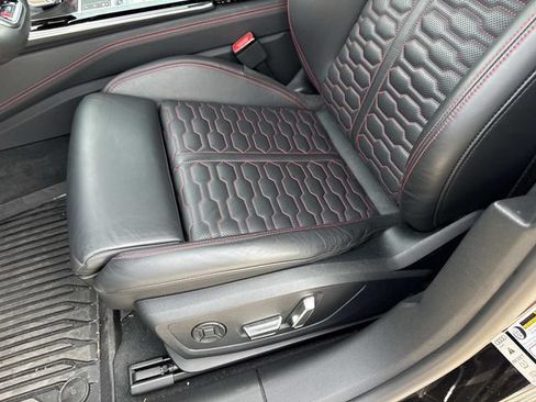 Used 2021 Audi RS 7 Sportback AWD/4WD image 23