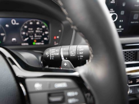 Certified 2025 Honda Civic Sport Touring image 14