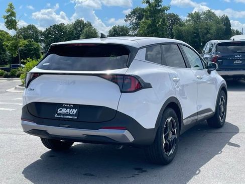 New 2026 Kia Sportage EX image 7