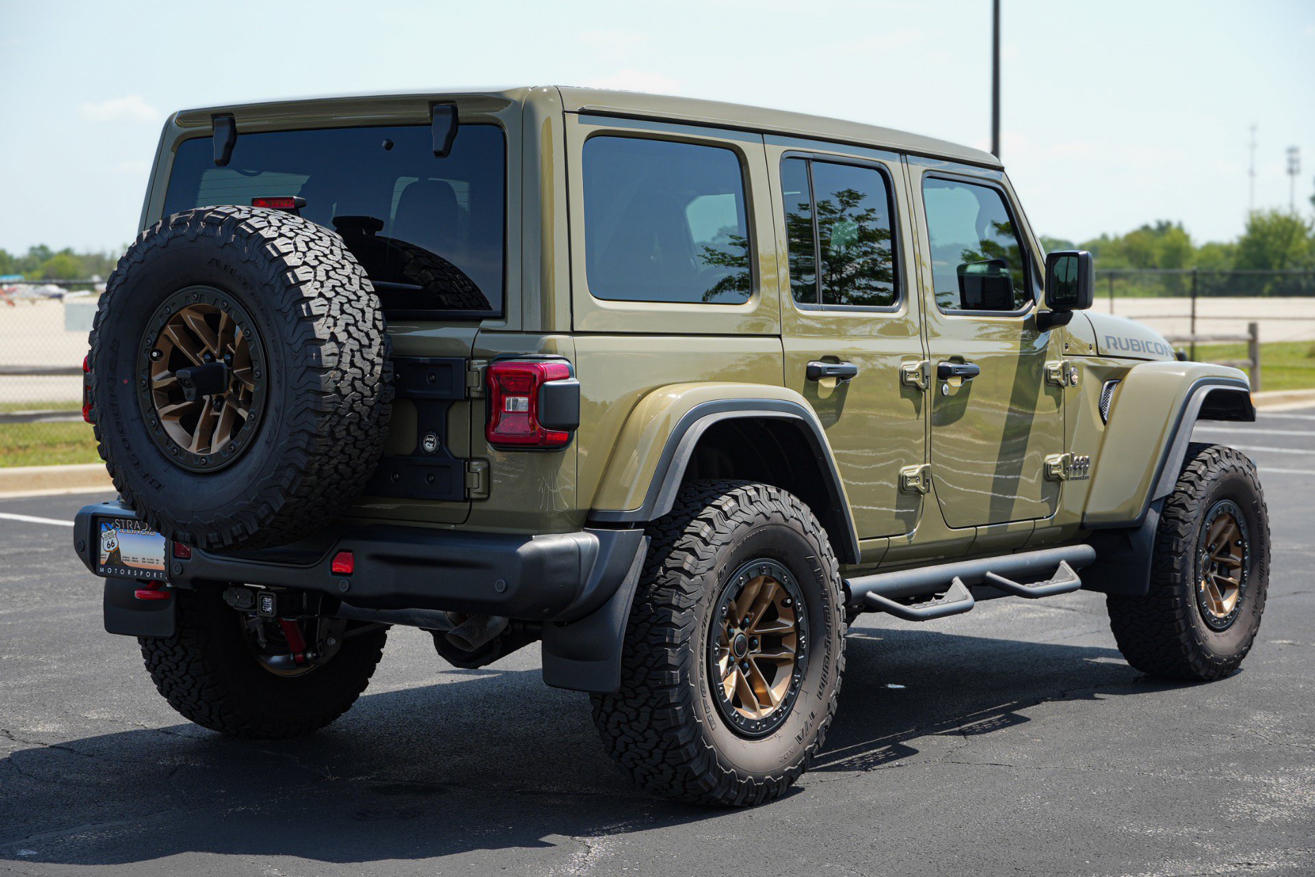 Used 2026 Jeep Wrangler Unlimited Rubicon AWD/4WD image 5