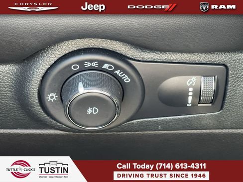Used 2023 Dodge Durango R/T AWD/4WD image 25