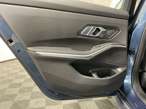 New 2026 BMW 330i xDrive Sedan w/ Convenience Package AWD/4WD image 27