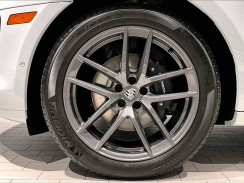 New 2026 Porsche Macan Turbo image 11