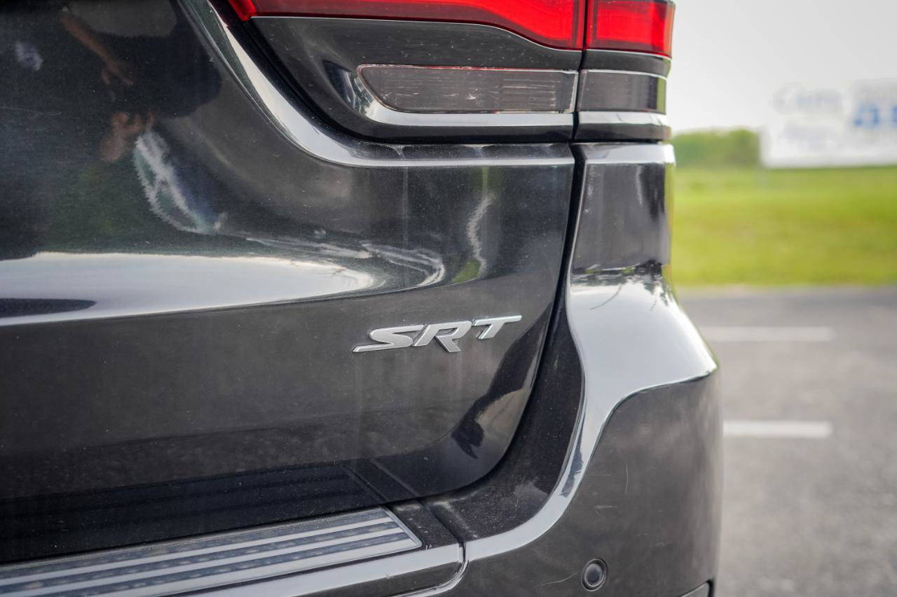 Used 2014 Jeep Grand Cherokee SRT8 w/ Luxury Group II AWD/4WD image 7