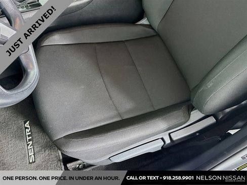 Used 2025 Nissan Sentra S image 18