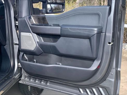 Used 2024 Ford F250 Lariat image 39
