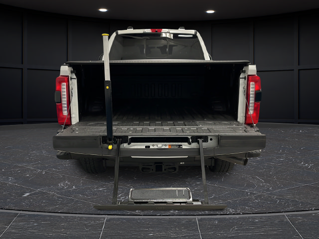 Used 2025 Ford F250 King Ranch AWD/4WD image 28