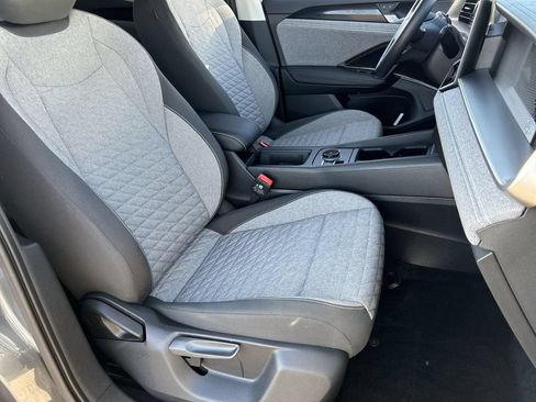 Certified 2026 Volkswagen Tiguan S FWD image 8