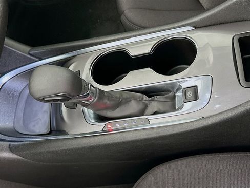 Used 2024 Chevrolet Malibu LT image 16