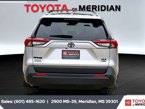 New 2025 Toyota RAV4 XLE image 4