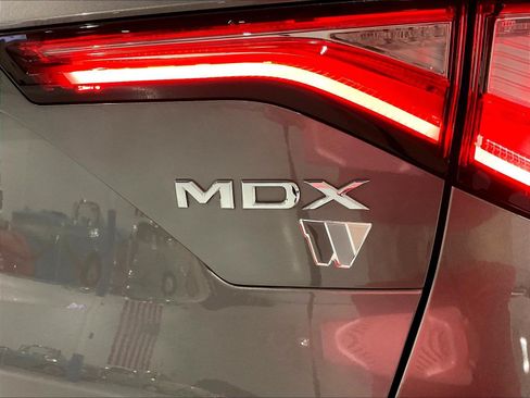 Used 2024 Acura MDX FWD w/ Technology Package image 24